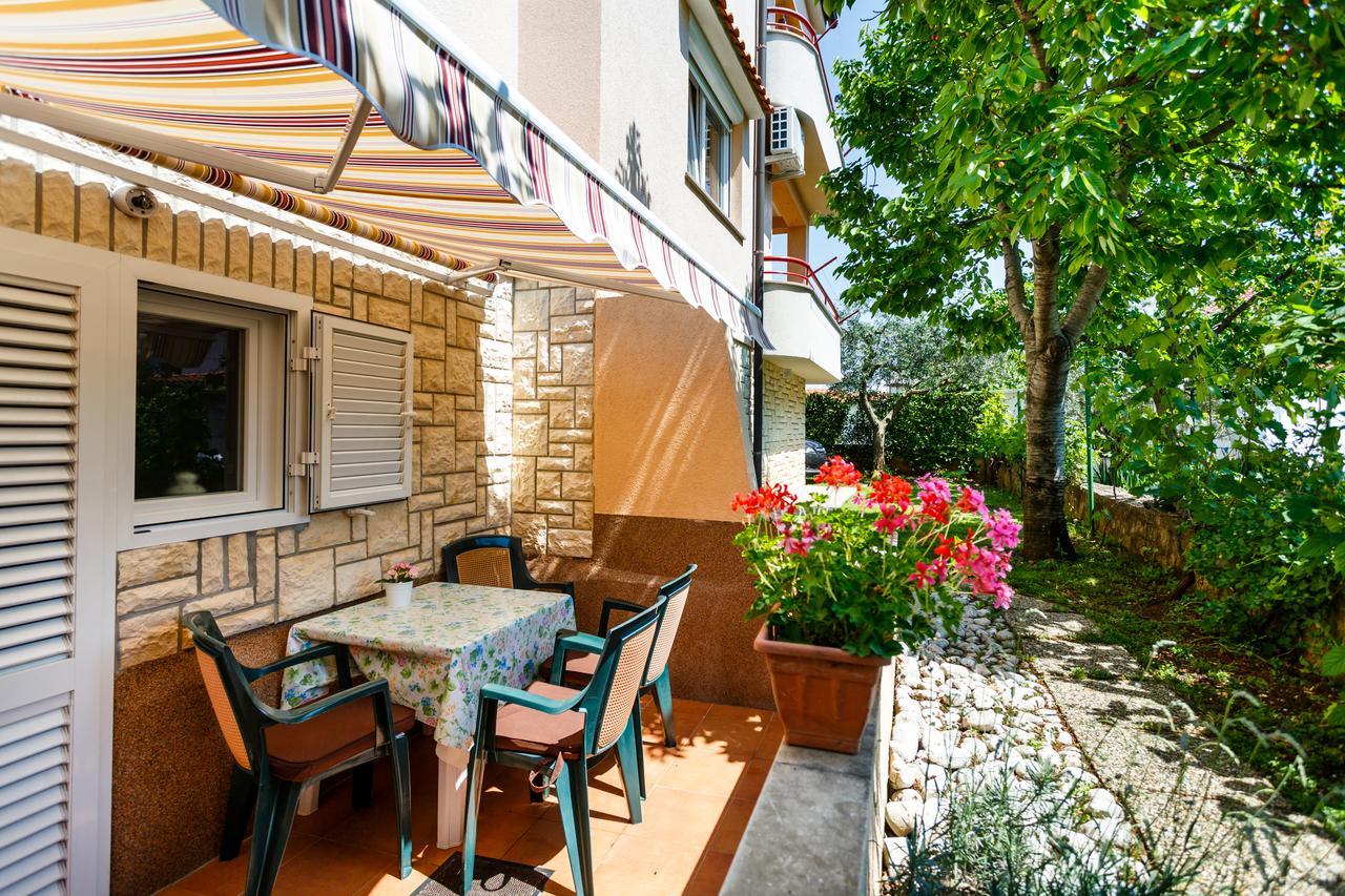 Apartments Durda Крк Экстерьер фото